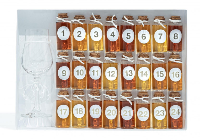 クリスマスまでのコニャックのカレンダー？Cognac Advent Calendarとは何か！？ Brandy Daddy ブランデーダディ